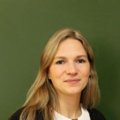 Комарова Виктория
